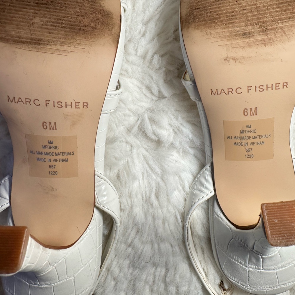 Marc Fisher Heel; Size 6 - image 6
